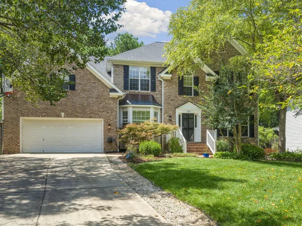 207 Joseph Pond Ln, Cary, NC 27519