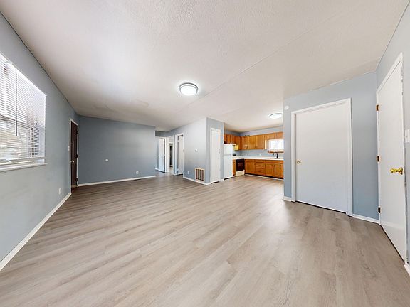 5th image of 257-259 W Elm St W #257-A