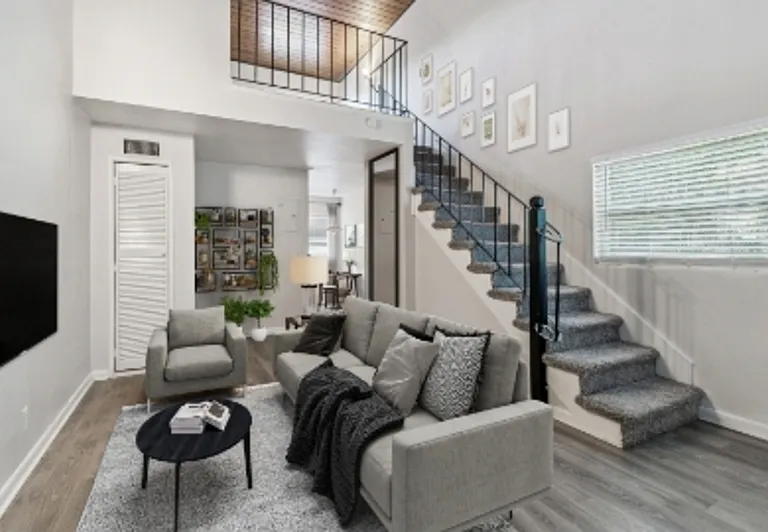 1606 King St #13 — Photo 4