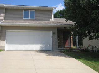 889 Boston Way, Coralville, IA 52241