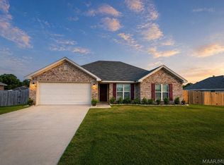 1848 Landing Pl, Deatsville, AL 36022
