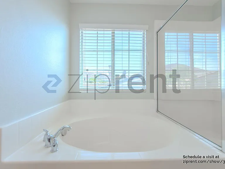 11113 Sassafras Ct — Photo 21