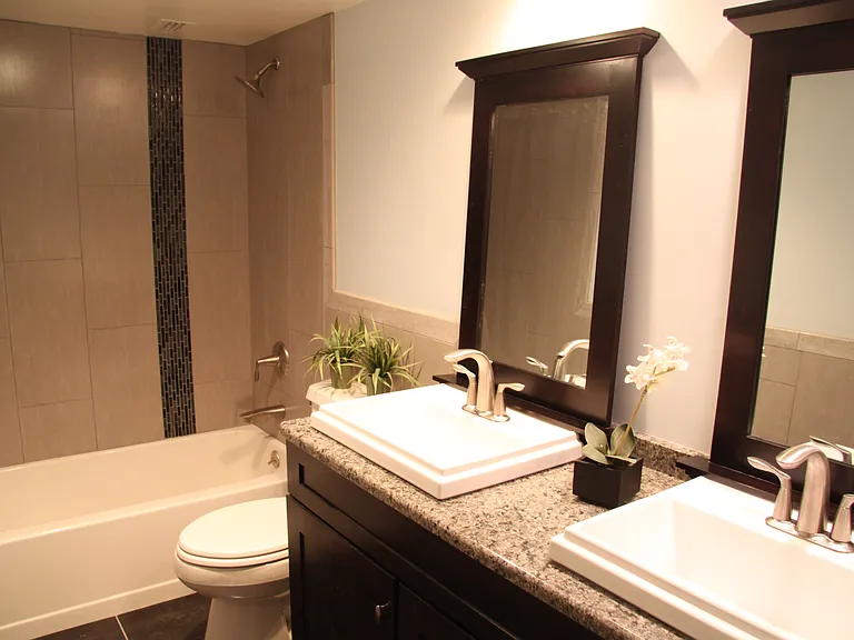 790 N Washington St #1406 — Photo 1