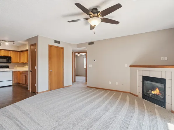 3120 Wilson Ave SW APT 6, Cedar Rapids, IA 52404