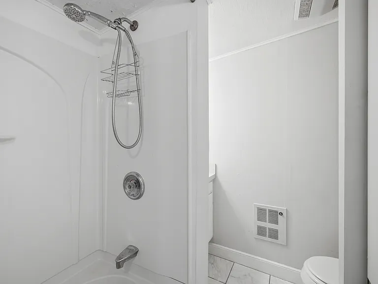 8 Mason St #8 — Photo 19