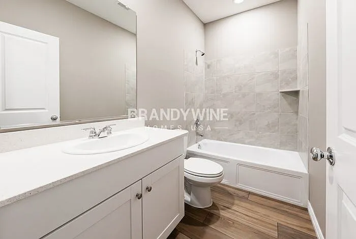 341 Wentworth Dr — Photo 17