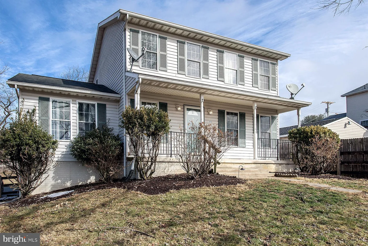 303 Woodpoint Ave photo 1