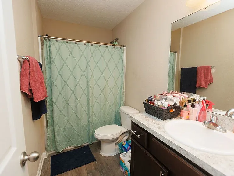 5457 Luella St — Photo 8