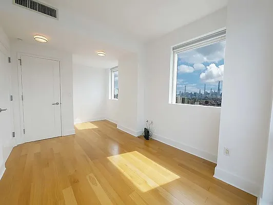 Rented by Rachel Realty | media 16