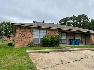 2 bed, $875 — Photo 1