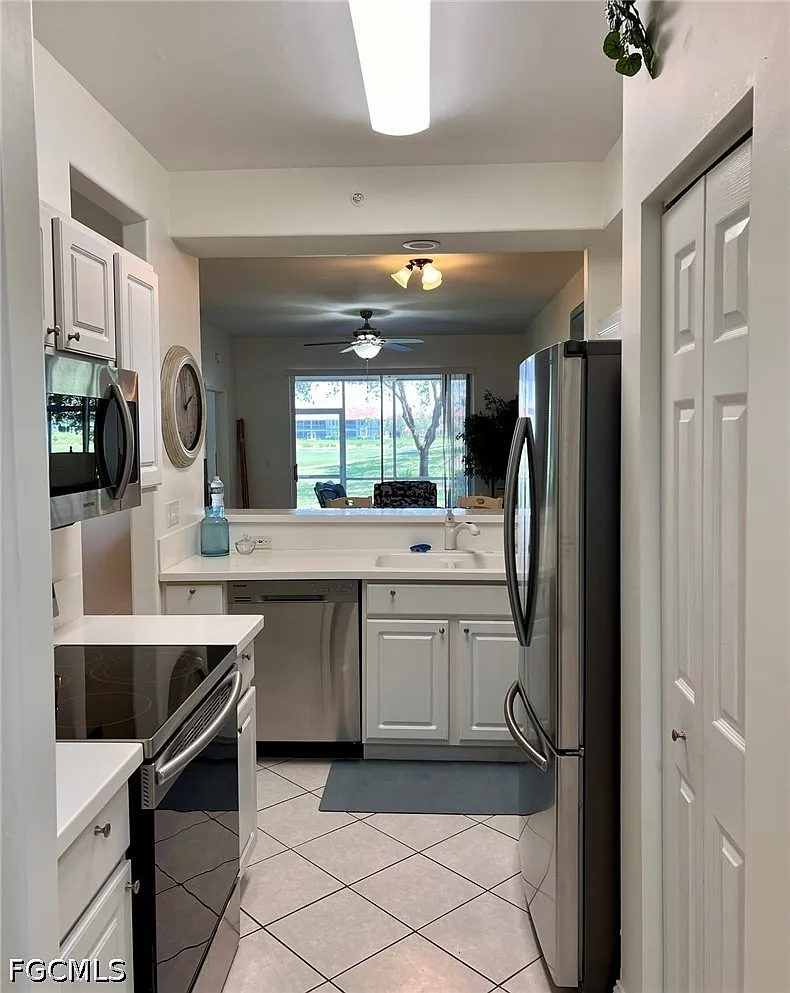 2 bed, 2.0 bath, 1095 sqft, $2,500 — Photo 3