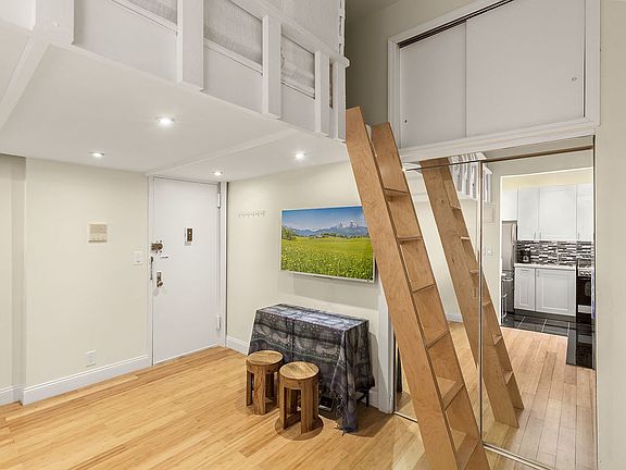 2nd image of 327 W 85th St APT 1C