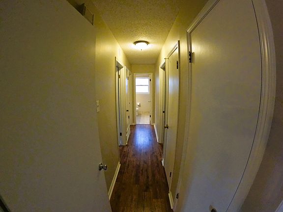 4th image of 6541 Deermont Dr