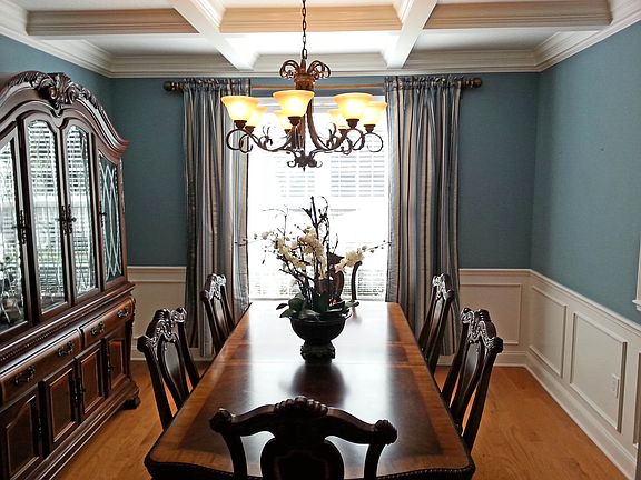 Luxury Dining Rm : Coffered