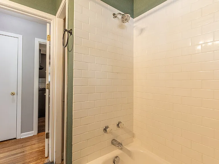 422 Sandalwood Ln — Photo 15