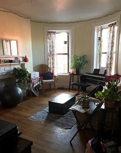 26 Symphony Rd — Photo 1