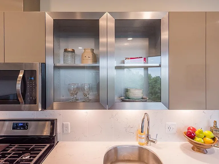 Broadcast Apartments — Photo 13