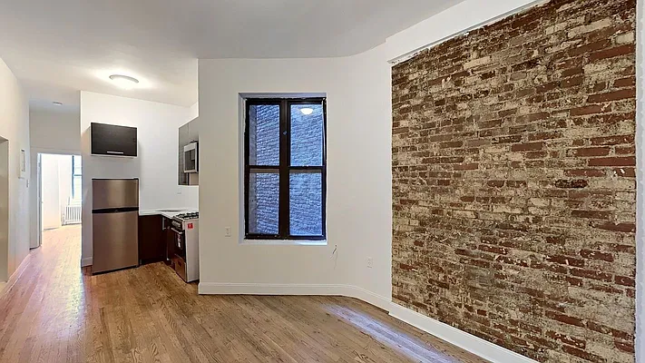 Rented by Dream NYC LLC | media 9