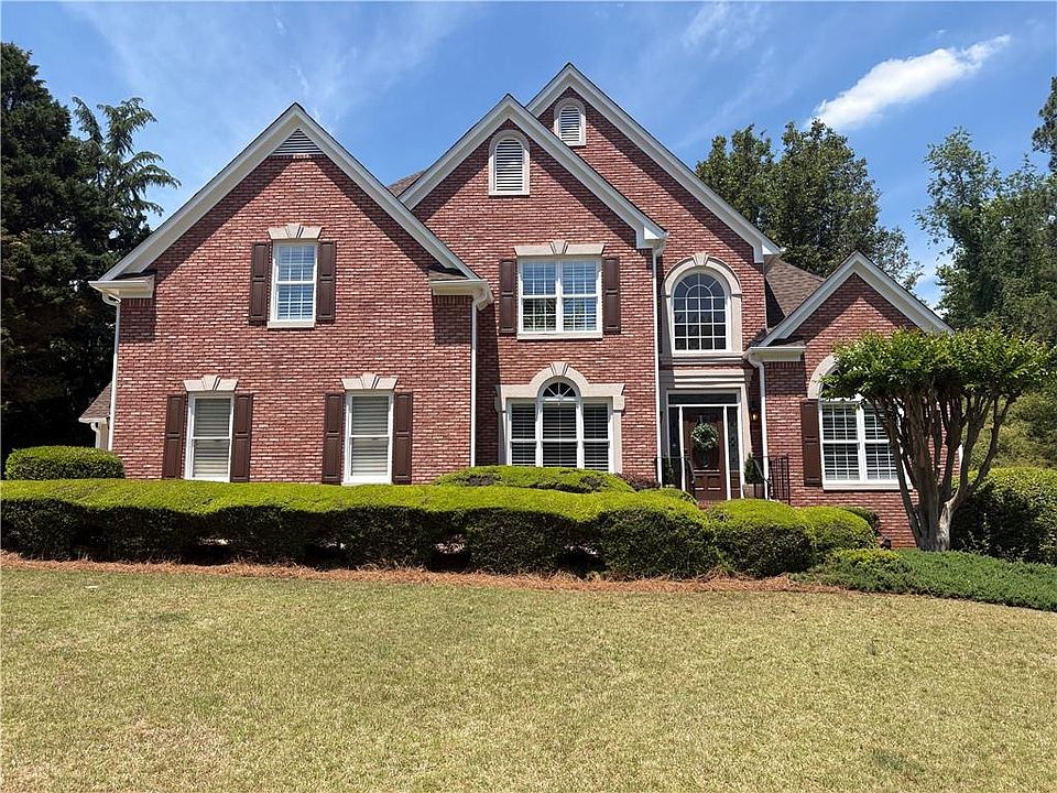 1st image of 370 Oxford Meadow Run