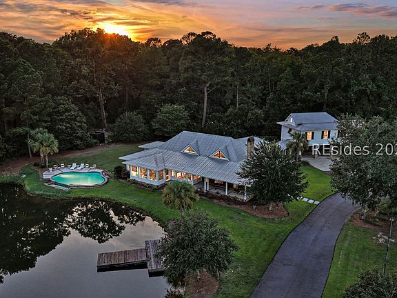 2nd image of 165 Golda Drive