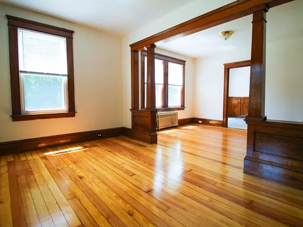 9 Oak Pl Unit 9, Blackstone, MA 01504