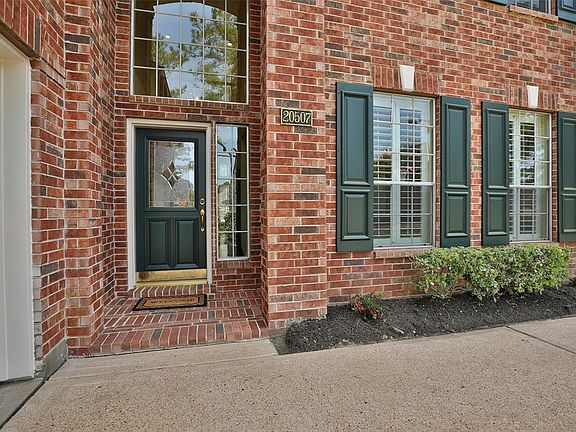 Please come in and view this stunning home!