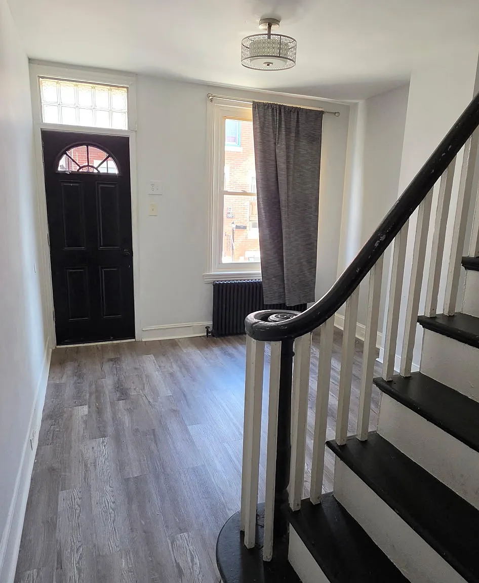 2 bed, 754 sqft, $1,350 — Photo 4