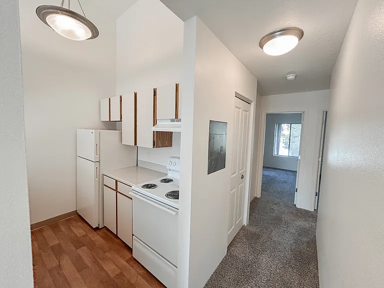 Stone Creek Apartments Beaverton — Photo 96