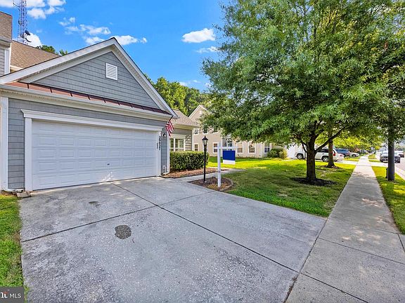 5th image of 29027 Superior Cir