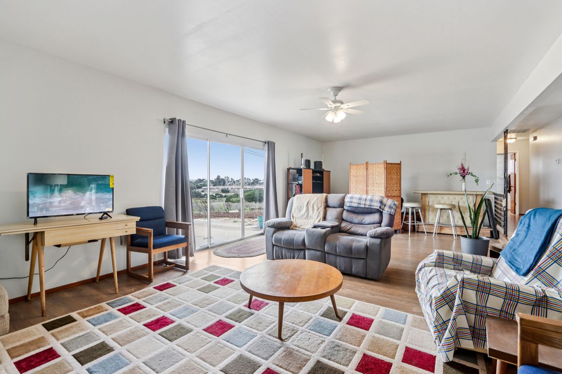 39-print-Tallmon St-S2011-013