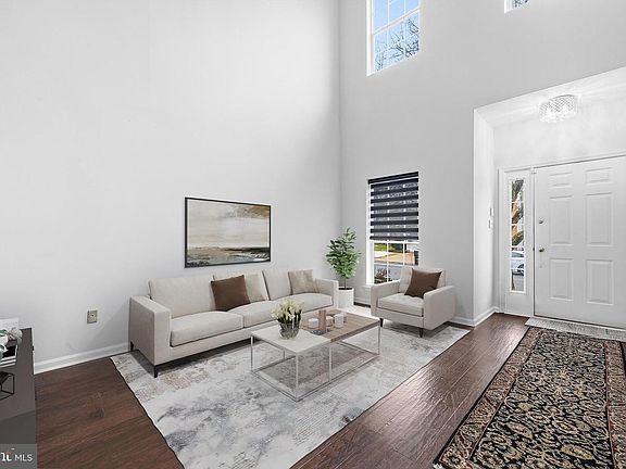 5th image of 87 Windingbrook Rd