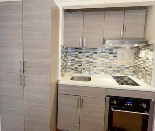 4th image of 5 Tudor City Pl APT 919