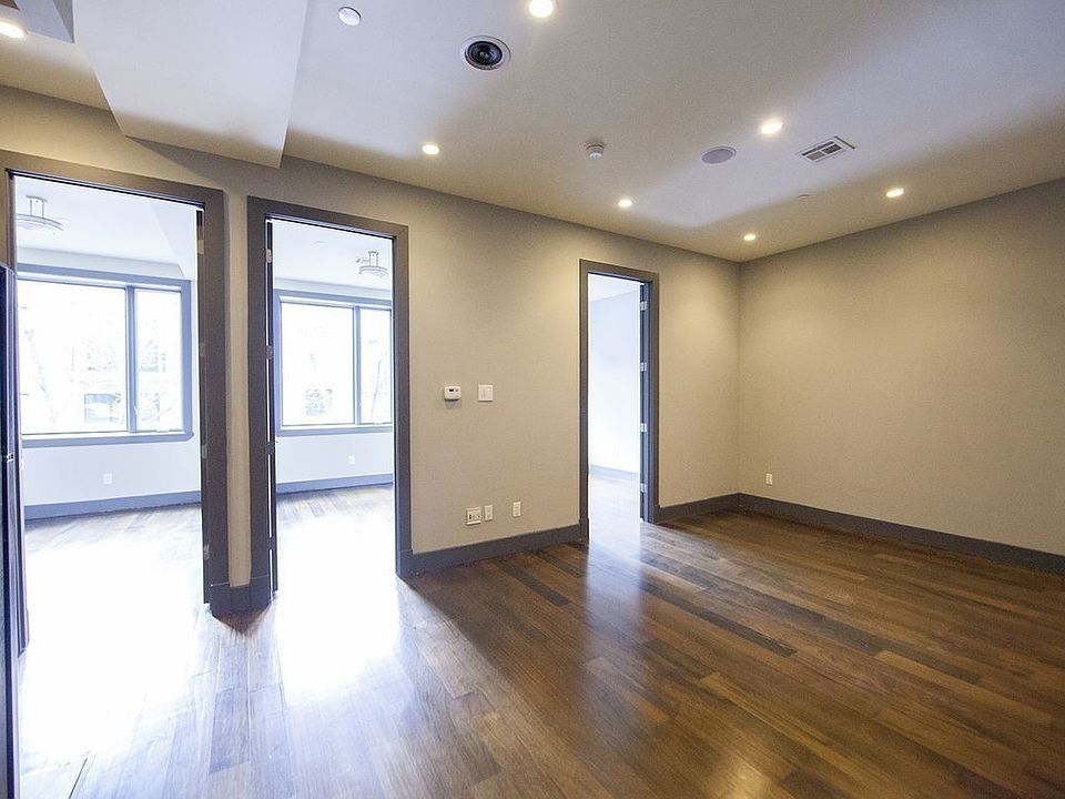 1st image of 127 Boerum St #3J