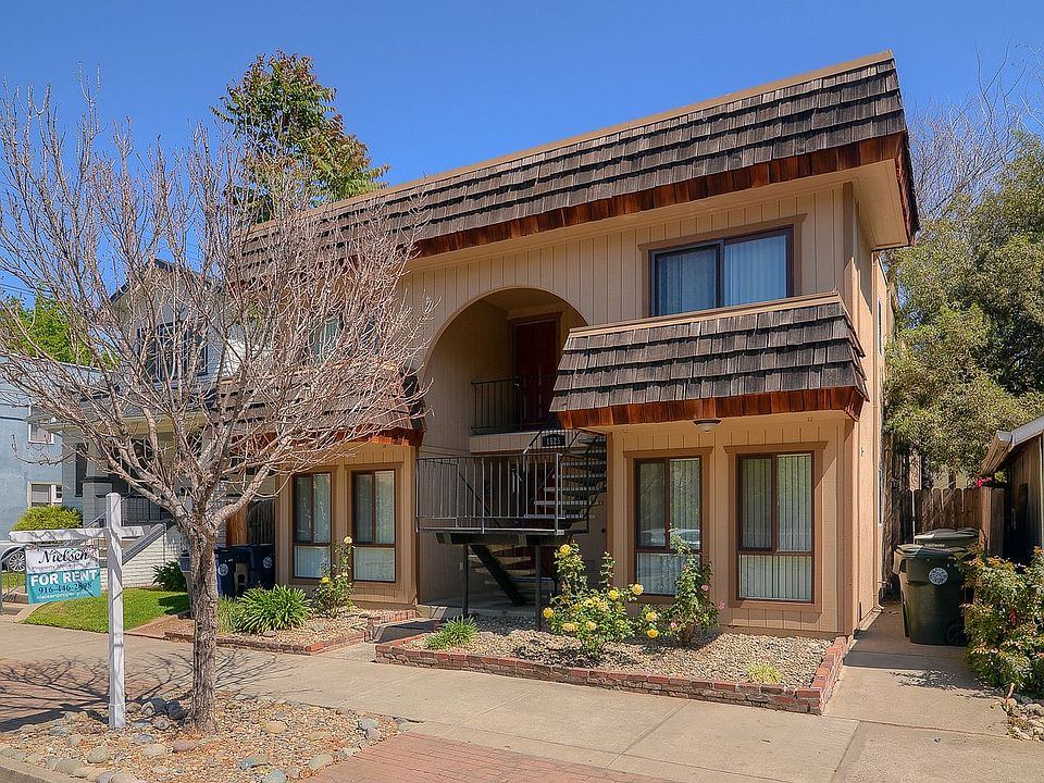 1st image of 1525 27th St #4