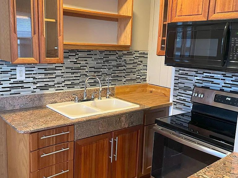 531 W Portland Ave #2 — Photo 16