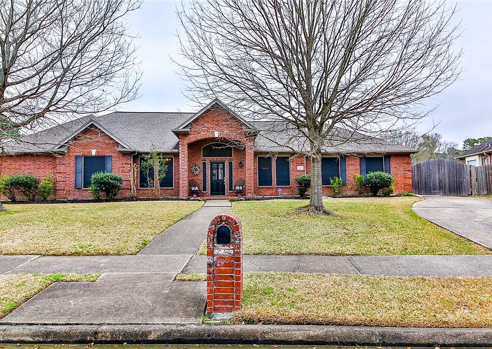 1st image of 3422 Bayou Forest Dr
