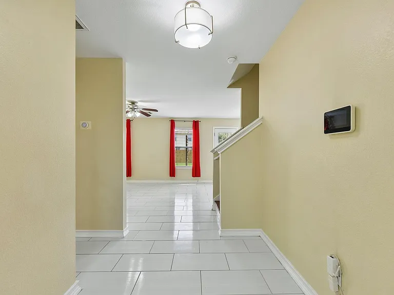 12712 Ring Dr — Photo 9