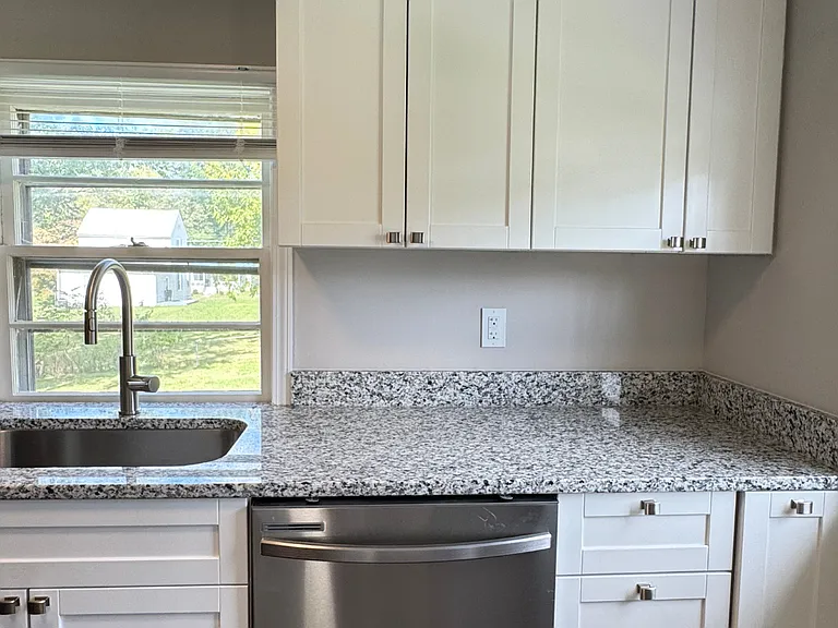 2205 Easley Ave — Photo 9