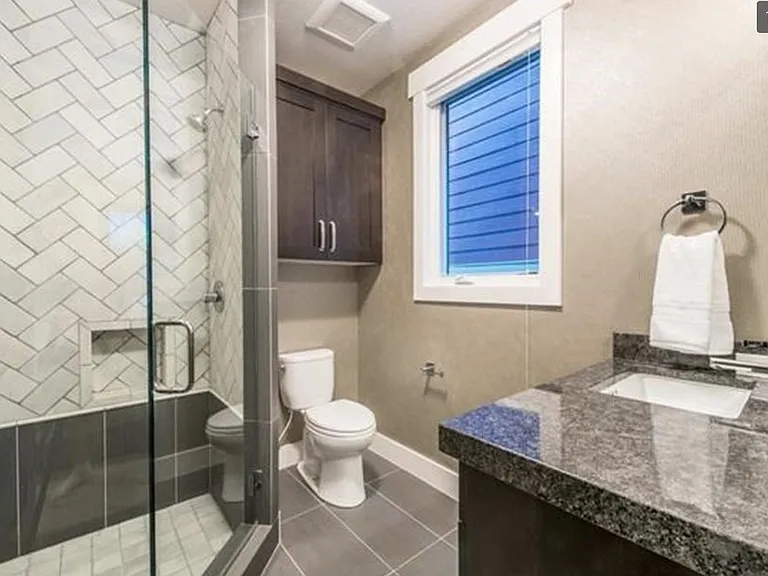 1183 Empire Ave — Photo 27