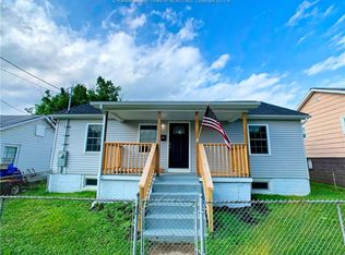 3313 33rd St, Nitro, WV 25143