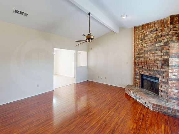 4th image of 853 W Wintergreen Rd