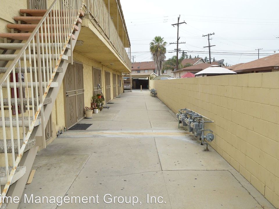 2nd image of 6128 Gotham St APT 6