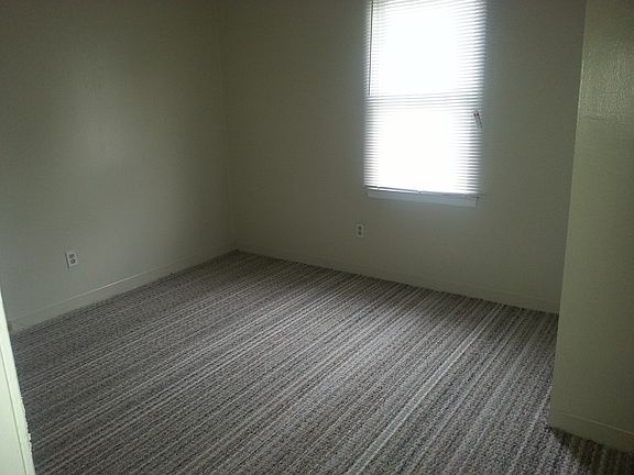 4th image of 1238 Loudon Ave NW