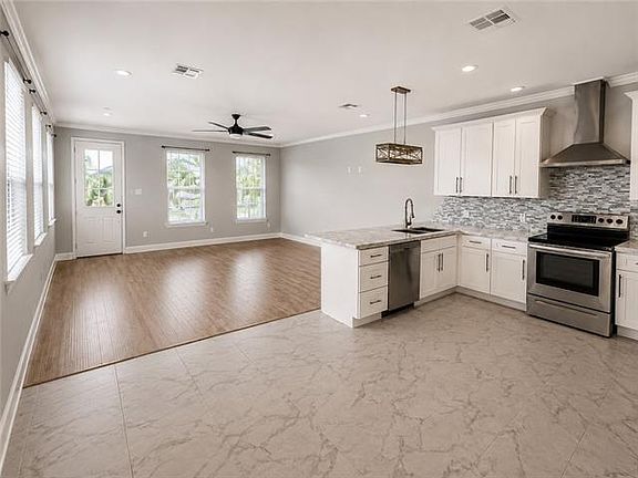 4th image of 1309 Foy St