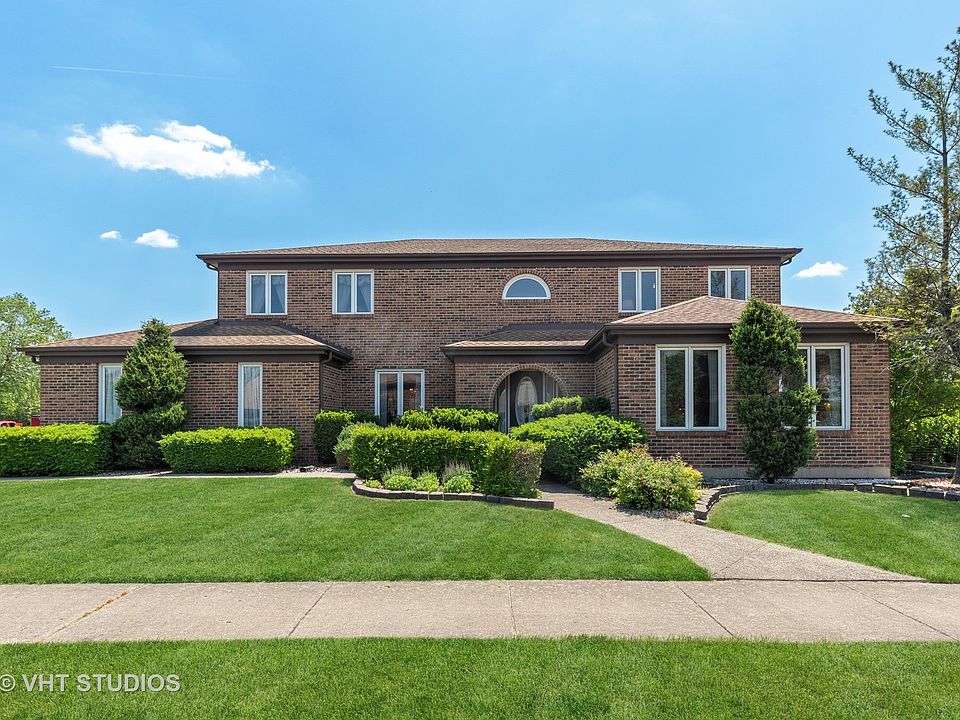 1st image of 2201 E Amhurst Ct