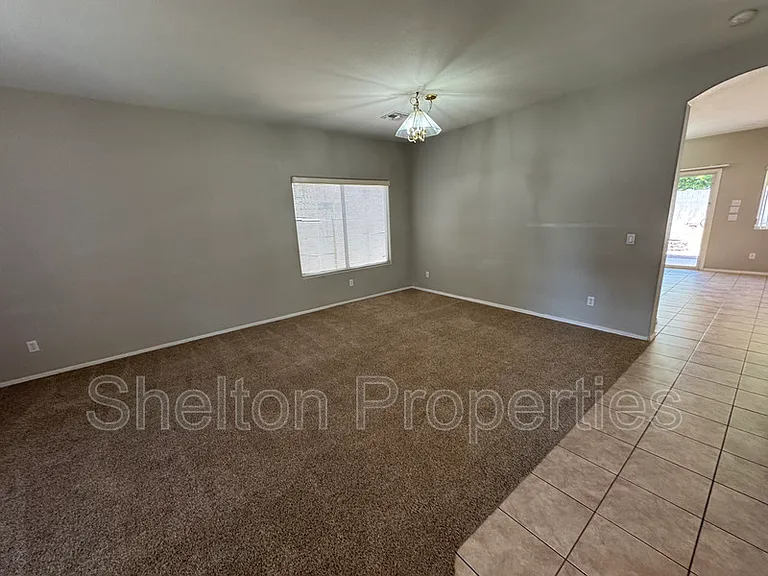 7662 W Via Del Sol — Photo 3