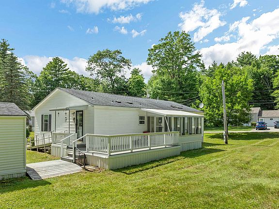 3rd image of 24 Foothills Way