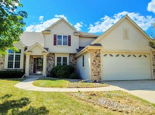 114 Howell Ave, Waukesha, WI 53188