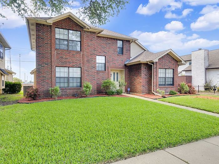 1st image of 4456 Junction Dr