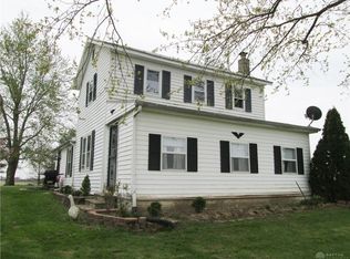 1156 Banta Rd, West Manchester, OH 45382